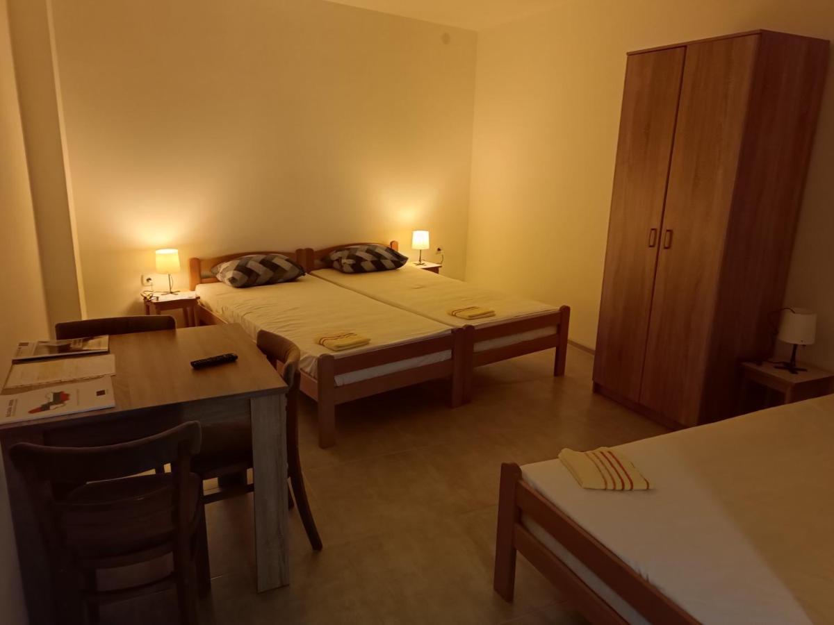 Apartament Adamovic Pirot Zewnętrze zdjęcie