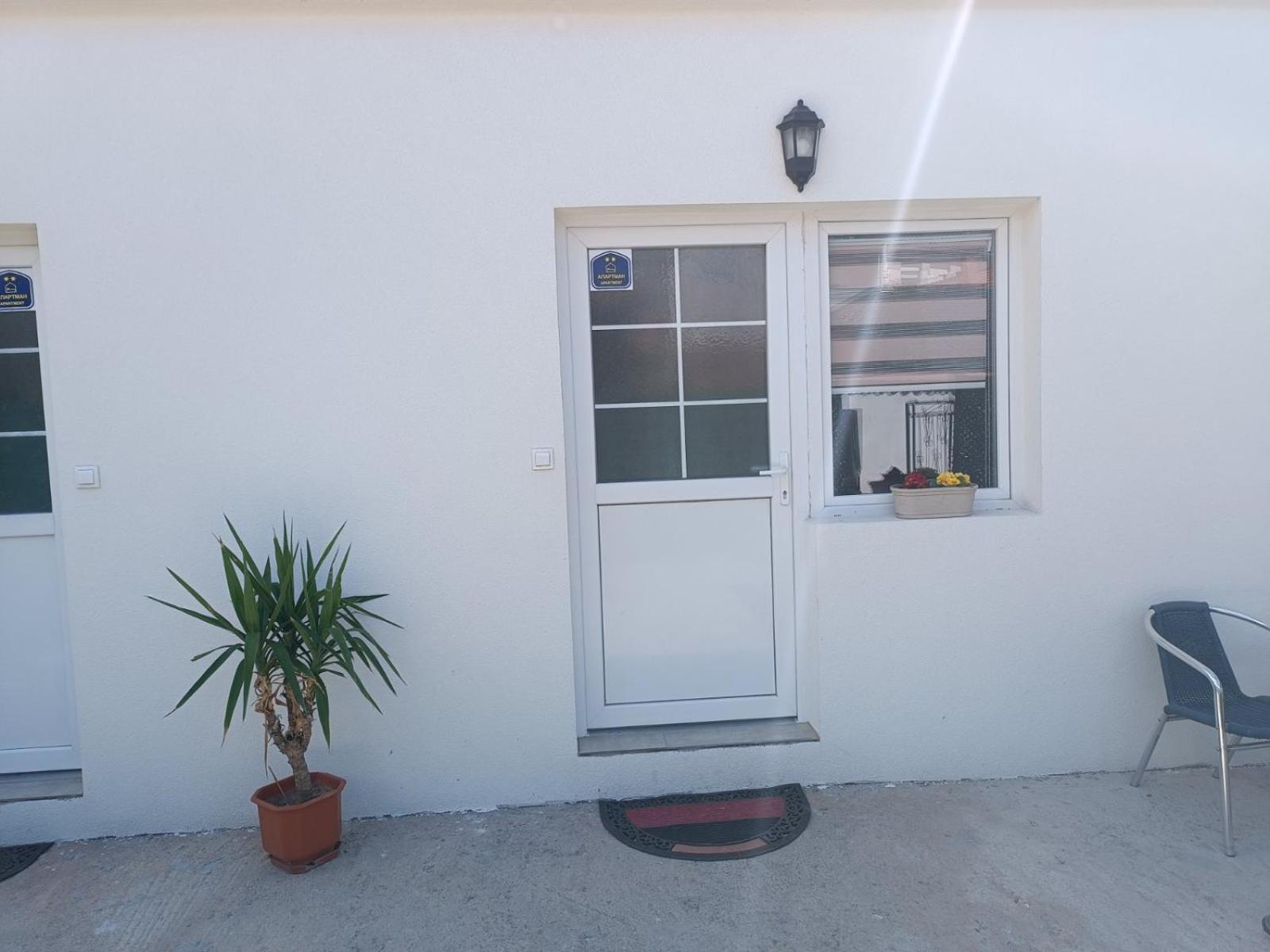 Apartament Adamovic Pirot Zewnętrze zdjęcie